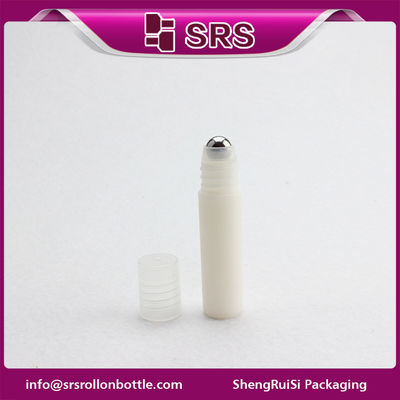 Mua màu trắng 5ml chai rỗng. chai cuộn rỗng với quả cầu thép online manufacture