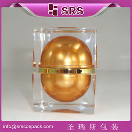 J059 Thùng mỹ phẩm nhựa hình vuông trong suốt 30ml 50ml