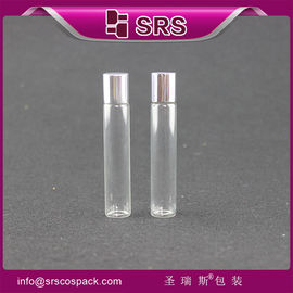 8ml cuộn thủy tinh trên chai với quả bóng kim loại, dầu thiết yếu chai tròn